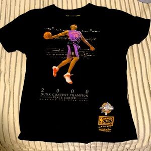 Medium Vince Carter shirt